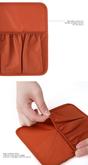 (Dark Orange) กระเป๋าอเนกประสงค์ สำหรับใส่อุปกรณ์เครื่องสำอาง อุปกรณ์ห้องน้ำ หรือสิ่งของจำเป็นอื่นเพื่อการเดินทาง ทำจากไนล่อนกันน้ำคุณภาพดี รูปที่ 5