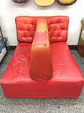ลดราคา-เบาะนั่ง โซฟา รูปตัวที 4 ที่นั่ง ใช้ได้ปกติ สภาพดี สีแดงสวยงาม กว้าง 110 ซม ยาว 130 ซม รูปที่ 1