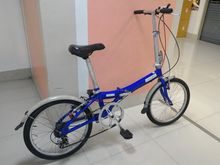 จักรยานพับ DAHON Metro D6 เฟรมอลูสีน้ำเงิน สภาพดี สีสวย  เกียร์ชิมาโน 6 สปีด วงล้อ 20 นี้ว มือสอง จากญี่ปุ่น ราคา 8500 ขาย 7900 เปิดขายทุกวั รูปที่ 2