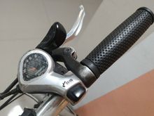 จักรยานพับ DAHON Metro D6 เฟรมอลูสีน้ำเงิน สภาพดี สีสวย  เกียร์ชิมาโน 6 สปีด วงล้อ 20 นี้ว มือสอง จากญี่ปุ่น ราคา 8500 ขาย 7900 เปิดขายทุกวั รูปที่ 6