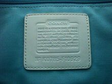 สภาพเยี่ยม Coach Signature Small C Flap Satchel Bag F10929 รูปที่ 9