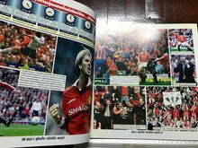 สมุดภาพ Manchester United Triple Champs รูปที่ 3