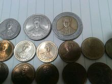 เหรียญ50สตางค์และ1บาทและเหรียญ5 บาทและเหรียญ10 บาทกาญจนาภิเษกปี39 รูปที่ 6