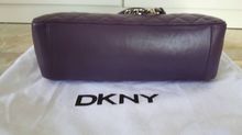 กระเป๋าสะพายหนังแท้ DKNY รูปที่ 5
