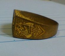 แหวนหลวงปู่ดู่ ย้อนยุคออกโดยวัดโคกมะยมปี54 เนื้อทองฝาบาตร รูปที่ 2
