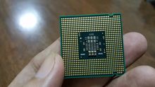 ขาย ซีพียู CPU Intel Pentium E2220 Allendale Dual-Core 2.4 GHz LGA 775 65W มือสอง รูปที่ 2
