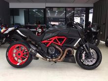 Ducati daivel 1,200s Carbon Red ของเพียบๆ รูปที่ 1