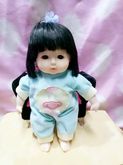 ขายตุ๊กตาเด็กญี่ปุ่น  ตาแก้ว  ผมเจาะ หน้แขน เท้า เป็นยางนิ่ม งานมีแสตมป รูปที่ 1