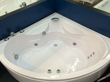   อ่างอาบน้ำ ระบบน้ำวนเข้ามุมขนาด 150×150×60cmสีขาว รูปที่ 3