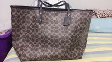 coach city tote รูปที่ 1