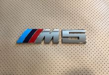 ของใหม่ LOGO BMW M5 เป็นโลหะสีเงินเงา E34 E39 E60 F10 โลโก้BMW รูปที่ 1