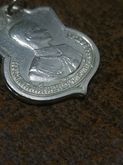 เหรียญ 3รอบ ร.๙ ปี2506 (ROYAL MINT) ตอกโค้ด สว. ซ้าย ขวา 2โค้ด เนื้ออัลปาก้า รูปที่ 3