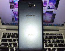 Samsung J7 prime สีดำ เครื่องไทย สภาพสวยไร้รอย รูปที่ 2