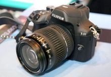 ต้องการขายด่วน กล้องFujifilm รุ่นX-S1 ราคาไม่แพง รูปที่ 3