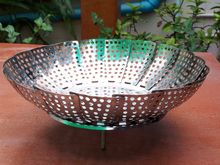 (5485) ตะแกรงนึ่งทรงโดม ประกอบอาหารเอนก ประสงค์ สำหรับต้ม นึ่ง ลวก ล้างผัก หรือใช้เป็นถาดวางผลไม้ หุบได้ กางได้ เก็บง่าย รูปที่ 7