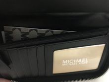 กระเป๋าสตางค์ Michael kors รูปที่ 2