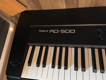 เปียโน Roland DR 500 รูปที่ 1