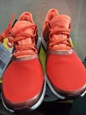 รองเท้า  Adidas running women รุ่น PureBoost X pose สีส้มแดง สภาพนางฟ้า ราคา 2,500 บาท รูปที่ 2