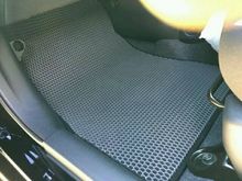 พรมรถยนต์ พรมปูพื้นรถยนต์ Blackhole Carmat พรมรถยนต์เข้ารูป2ชั้นแบบรูรังผึ้ง ขอบลายใหม่ Nissan Note 2017-ปัจจุบัน ฟรี - แพดยาง รูปที่ 3