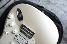 Fender American Standard ปี 2007 HSS สี Blonde White 3.7kg รูปที่ 3