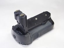 BATTERY GRIP สำหรับกล้อง CANON 7D ใส่ถ่านได้ 2 ก้อน ควบคุมกล้องกดชัดเตอร์ผ่านตัวกริปได้ สภาพดีใช้งานปกติw รูปที่ 1