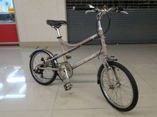 จักรยานมินิทัวร์ริ่ง หลุยส์การ์นัว รุ่น V1 สภาพดี จากญี่ปุ่น วงล้อ 20 นี้ว เฟรมอลูมิเนี่ยม สีเทา มือเกียร์ ชิมาโน 7 สปีด ตีนผี Tourney มือสอ
