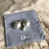 Dior Earrings  รูปที่ 3