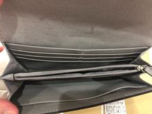 กระเป๋าสตางค์ MK (Michael Kors) สีเทา รูปที่ 5