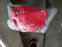 ขาย กระเป๋าสะพายข้าง หรือคาดอก Supreme FW17 สีแดง  รูปที่ 2