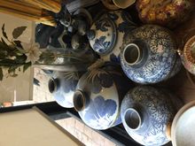 ชุดลายคราม มีหลายแบบ หลายลาย เก่าโบราณ เลิกสะสม จะสะสมรถโมเดลแทนครับ รูปที่ 5