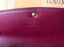 🌺🍀🌺🍀🌺 กระเป๋าเงินหลุยส์ LV Louis vuitton Emilie Wallet Monogram 2017
Used like new สภาพดี กระดุมเเน่น ไม่มีรอย รูปที่ 5