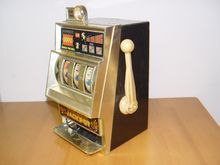 Slot machine สล็อตแมชชีนโบราณ สำหรับโชว์ งานญี่ปุ่นแท้ 2 ตัว รูปที่ 2