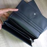 Guess  wallet กระเป๋าสตางค์ใบยาวสีดำ พร้อมส่งของแท้ ส่งฟรี ems รูปที่ 3