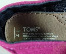 Toms Shoes Size 15 CM. สีม่วง มือสอง ของแท้ รูปที่ 4