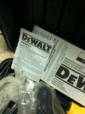 ขายเครื่องตีคิวเซาะล่องยี่ห้อ DEWALT DW616 DW618สภาพสวยมากพร้อมกล่องอุปกรณ์ครบตามรูป รูปที่ 7