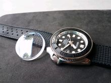 Seiko skx007 double dome crystal sapphire with blue are coated รูปที่ 5