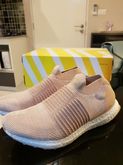 Ultraboost Laceless Ash Pearl รูปที่ 3