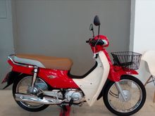Honda DREAM สีแดง-ขาว(รหัส 30588) รูปที่ 2
