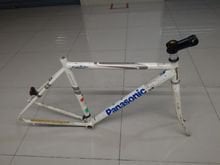 เฟรมจักรยานเสือหมอบ Panasonic รุ่น Les Maillots เฟรมอลู สีขาว สภาพดี ไม่บุบ น้ำหนักเบา ท่อตั้ง 48 cm มือสอง จากญีปุ่น  ขาย 3900 เปิดบริการทุ