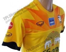 เสื้อฟุตบอลทีมชาติไทยสีเหลือง ปี 2016 รูปที่ 3
