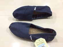 TOMS Shoes รูปที่ 1