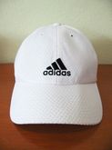 หมวก Adidas สีขาว รูปที่ 1
