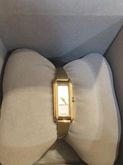 นาฬิกาGucci รุ่น Gold Played Mother Of Pearl Bracelet ของแท้มีใบรับประกัน รูปที่ 1