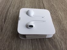 EarPods with Lightning Connector รูปที่ 2