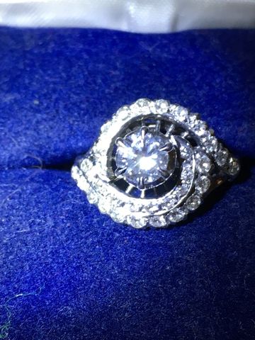 แหวนเพชรแท้ทรงโบราณของเก่ากว่า50ปี