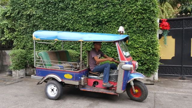 รถตุ๊กตุ๊ก รถ ตุ๊กตุ๊ก ตุ๊กๆ รถตุ๊กๆ สามล้อ สามล้อเครื่อง Tuktuk - Kaidee