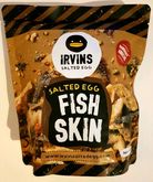 IRVINS SALTED EGG FISH SKIN 105g. Singapore หนังปลาซอลมอลทอดกรอบเคลือบซอสไข่เค็ม ขนาด 105 กรัม รูปที่ 3