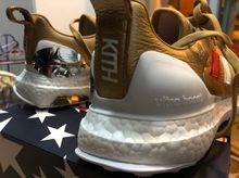 รองเท้า Adidas Copa 18 Ultraboost Kith ไซส์ UK7 มือหนึ่ง super rare and limited รูปที่ 7