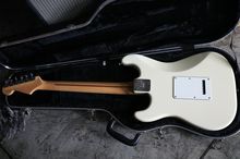 สุดหล่อ มาตรฐาน Strat Fender American standard Vintage White 2002 รูปที่ 7