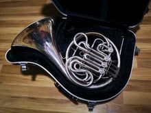 French Horn Yamaha รูปที่ 1